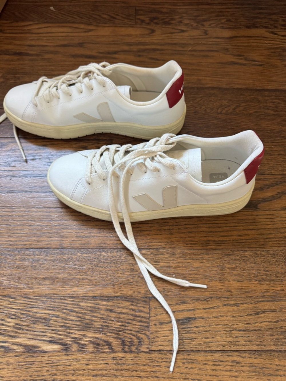Veja V-10 Limited Edition - Picture 3 of 9